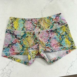 Fleo Shorts Size XS